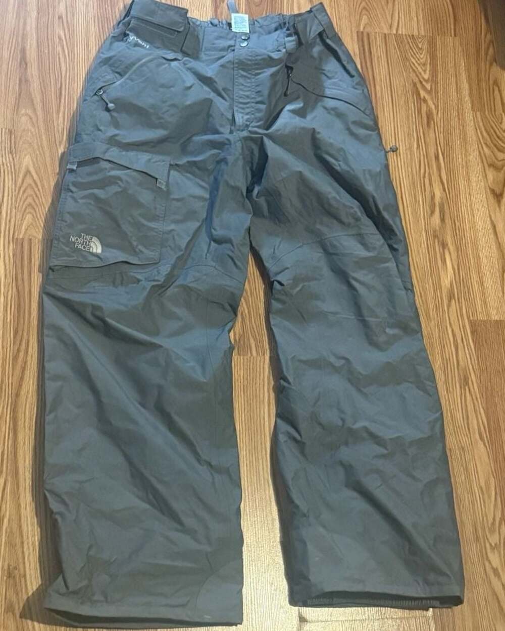 The North Face HyVent Ski Snowboard Pants Men's Size Large Gray